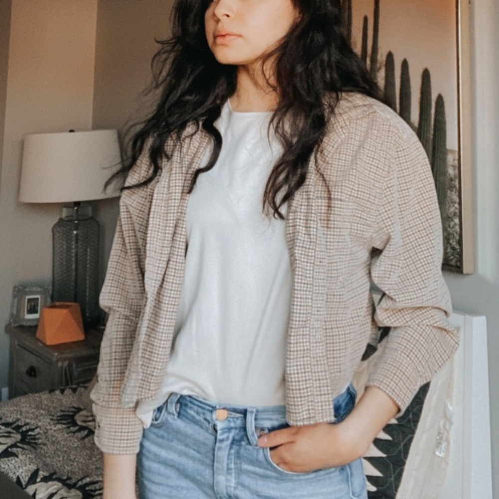 Cropped Plaid Long Sleeved Top